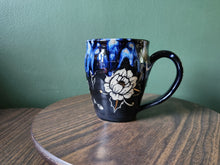 Load image into Gallery viewer, Flower Mug