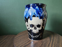Load image into Gallery viewer, Skull Vase