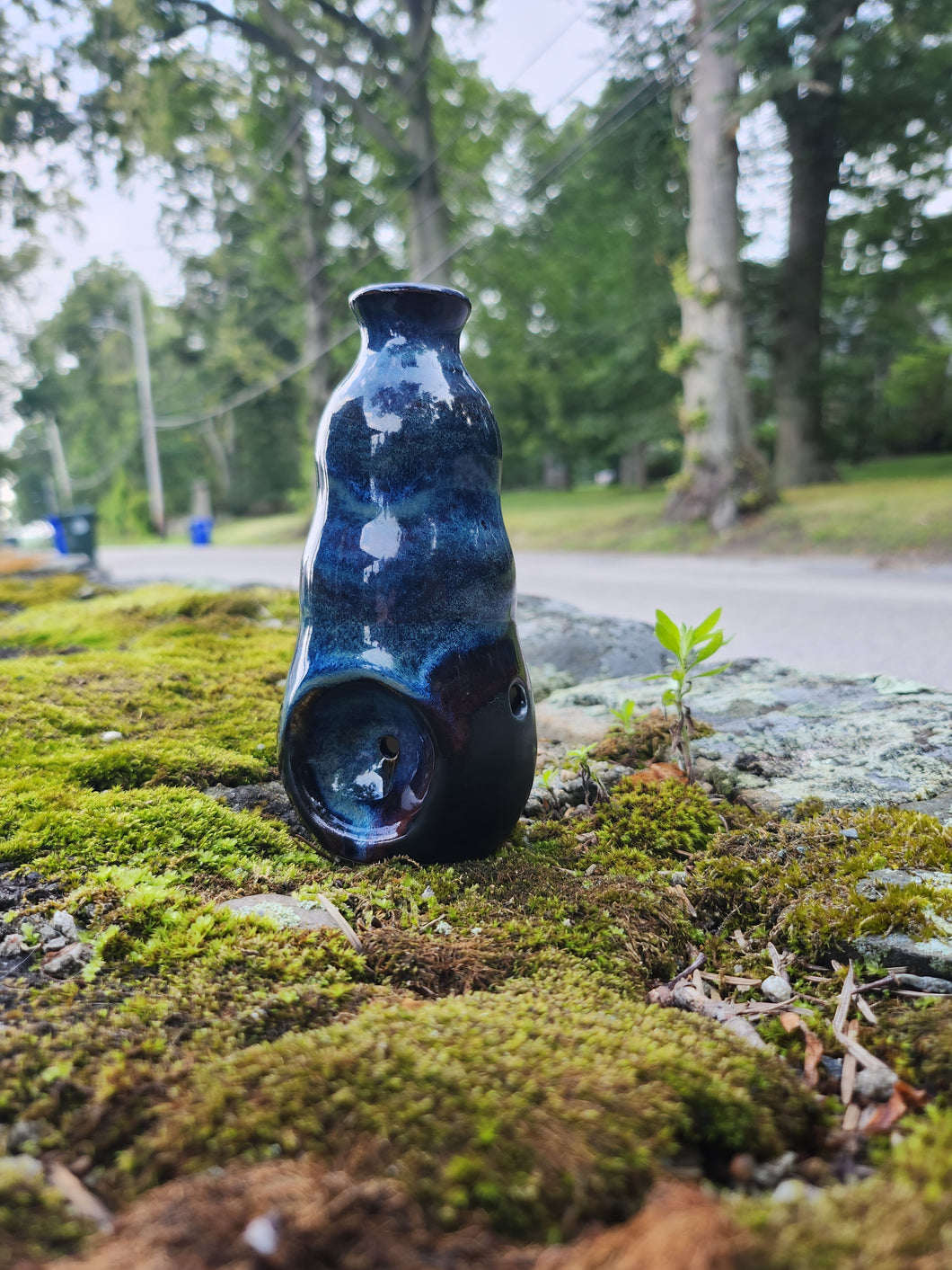 Blue & Matte Curvy Pipe