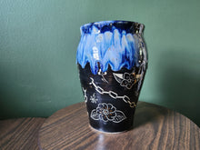 Load image into Gallery viewer, Skull Vase
